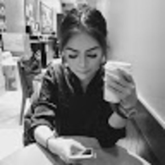 Meet your Posher, Wenny - Picture 1 of 1